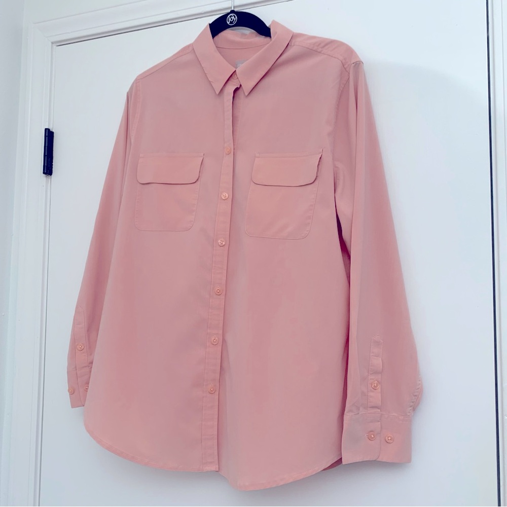 SOLD*** CHICO’S Button Down Shirt with adjustable cuffs in soft salmon Size 2